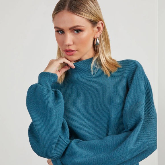 Vici Dolls Russ Mock Neck Ribbed Sweater - Picture 3 of 3